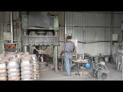 ইস্পাত পাইপ জিনিসপত্র